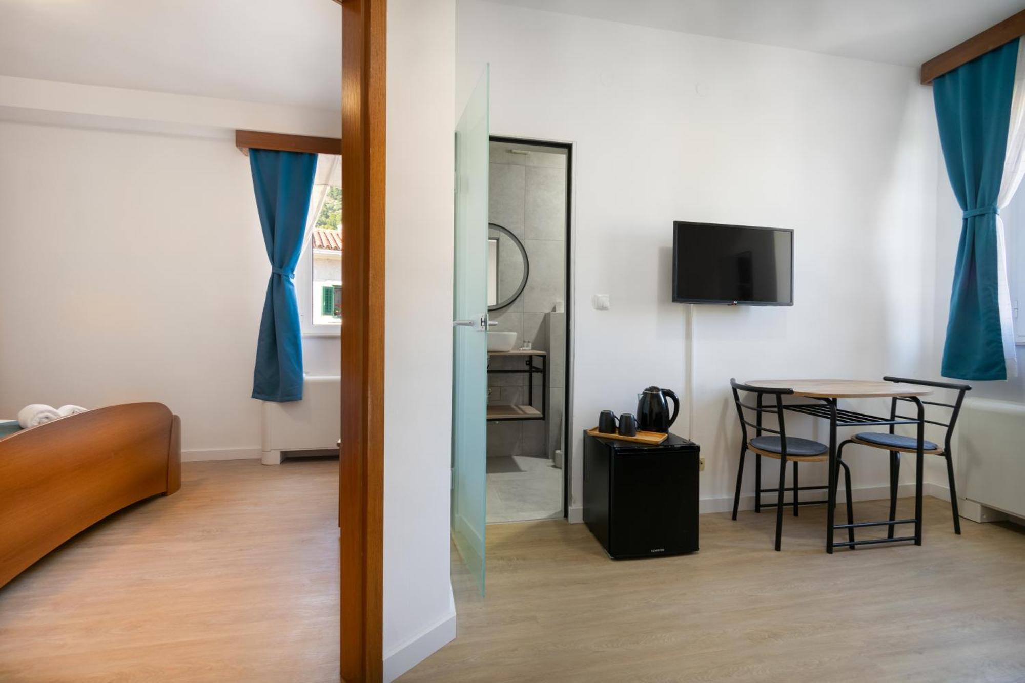 Bed & Breakfast Palac -Free Parking- Baška Voda المظهر الخارجي الصورة