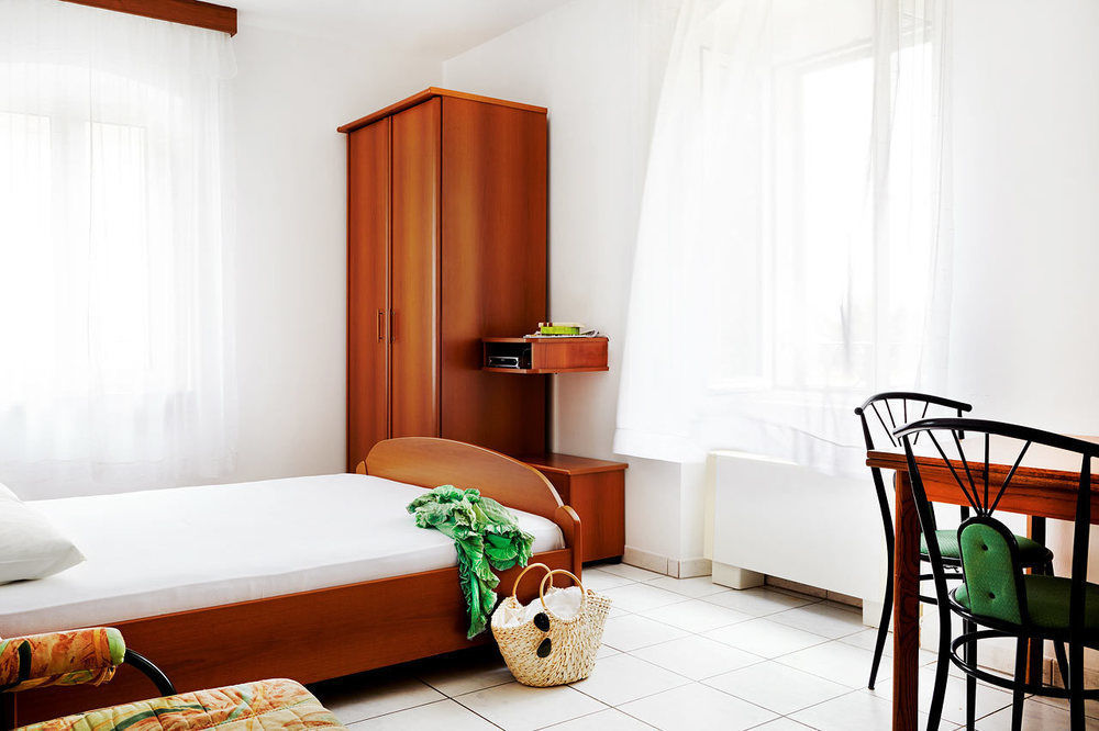 Bed & Breakfast Palac -Free Parking- Baška Voda المظهر الخارجي الصورة